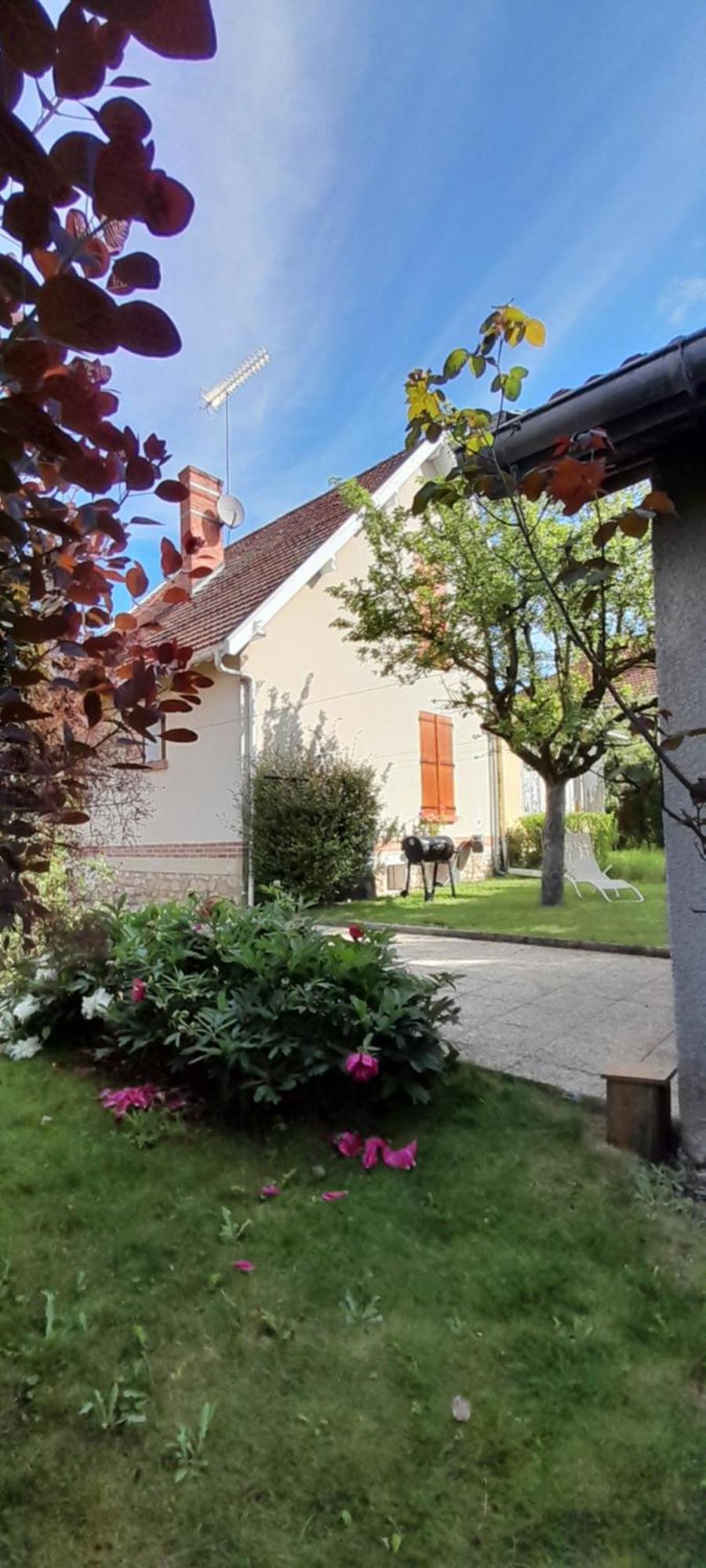 Willa Un Brin De Bonheur Troyes Zewnętrze zdjęcie